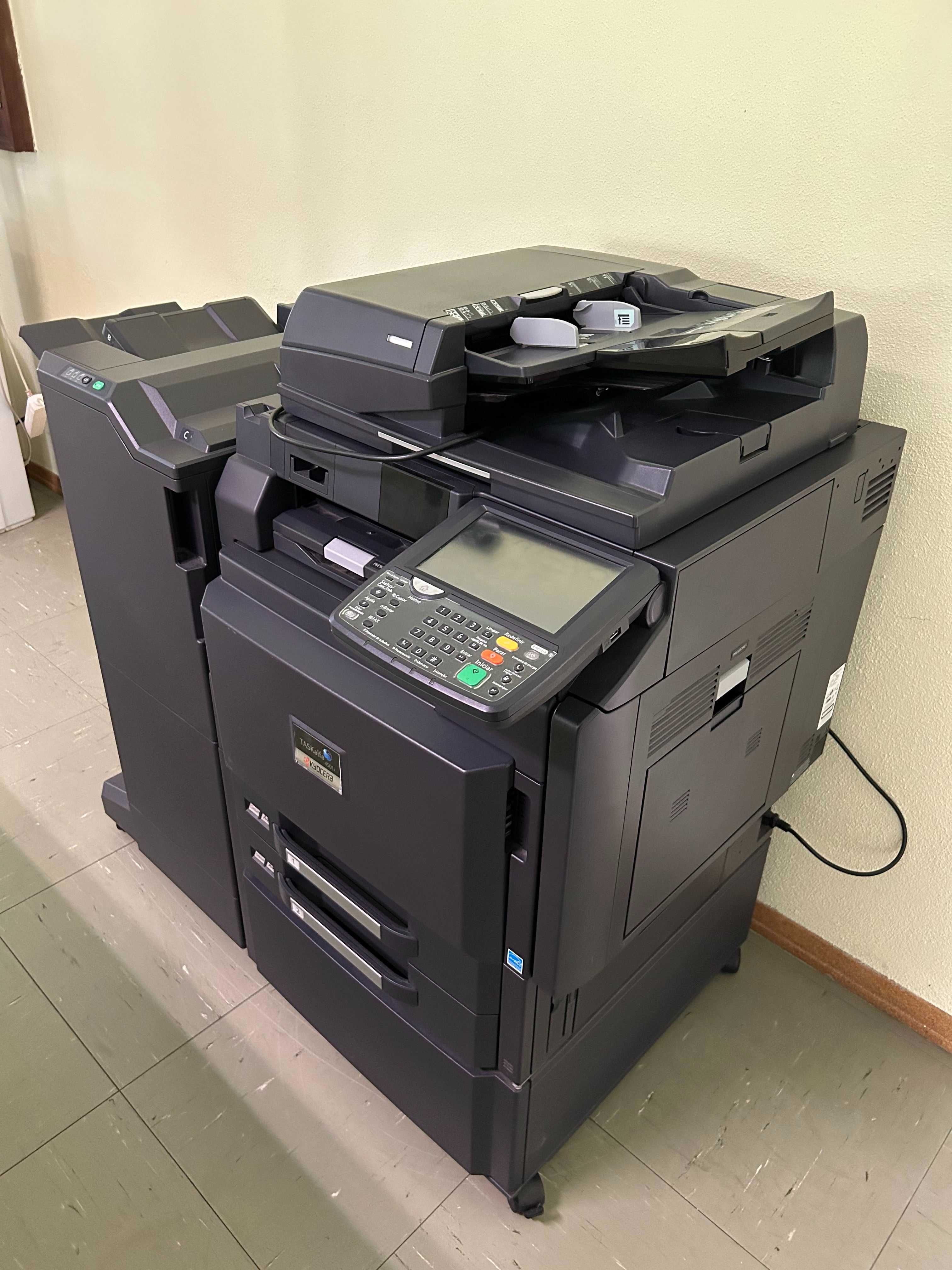 Impressora Kyocera Taskalfa 4501i COM FINALIZADOR