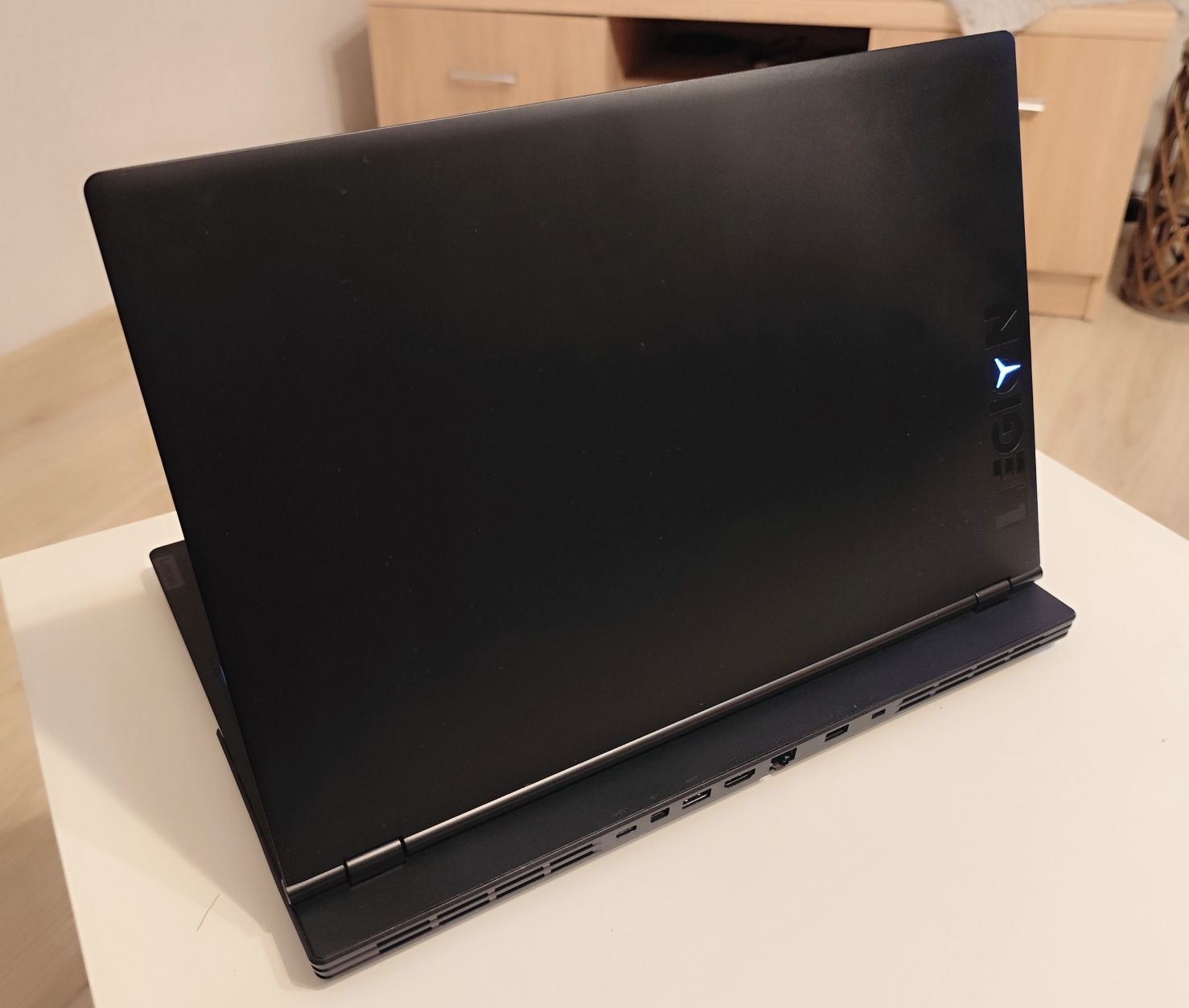 Laptop Lenovo Legion Y540-15IRH i7-9750HF/16GB/1TB SSD/GTX1660Ti 6GB