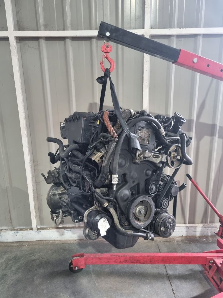 Motor PSA 9hy 110cv