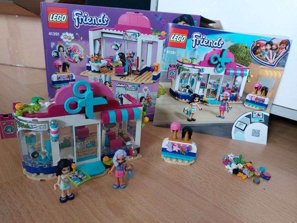 Конструктор LEGO Friends Парикмахерская в Хартлейк-Сити (41391)