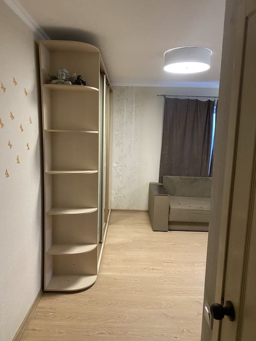 Продается однокомнатная квартира на Павловом поле.