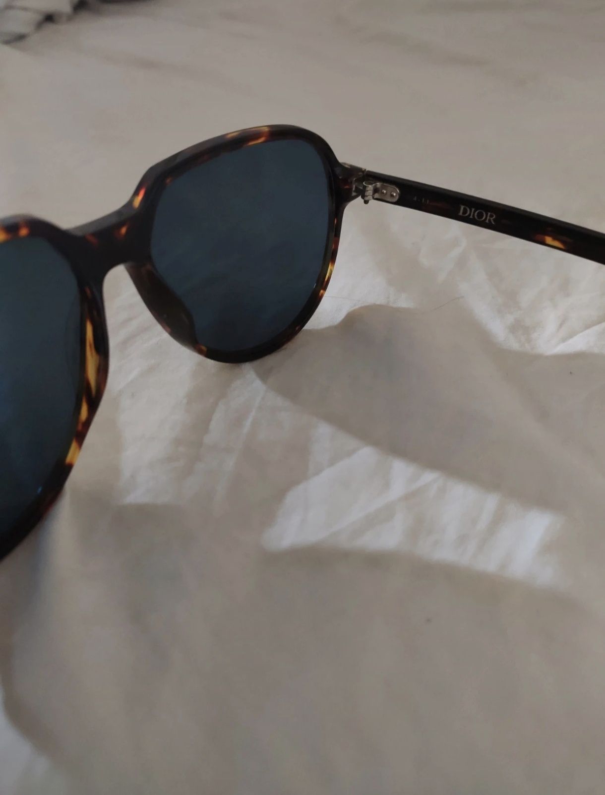 Christian Dior óculos de sol Dior Essential AI