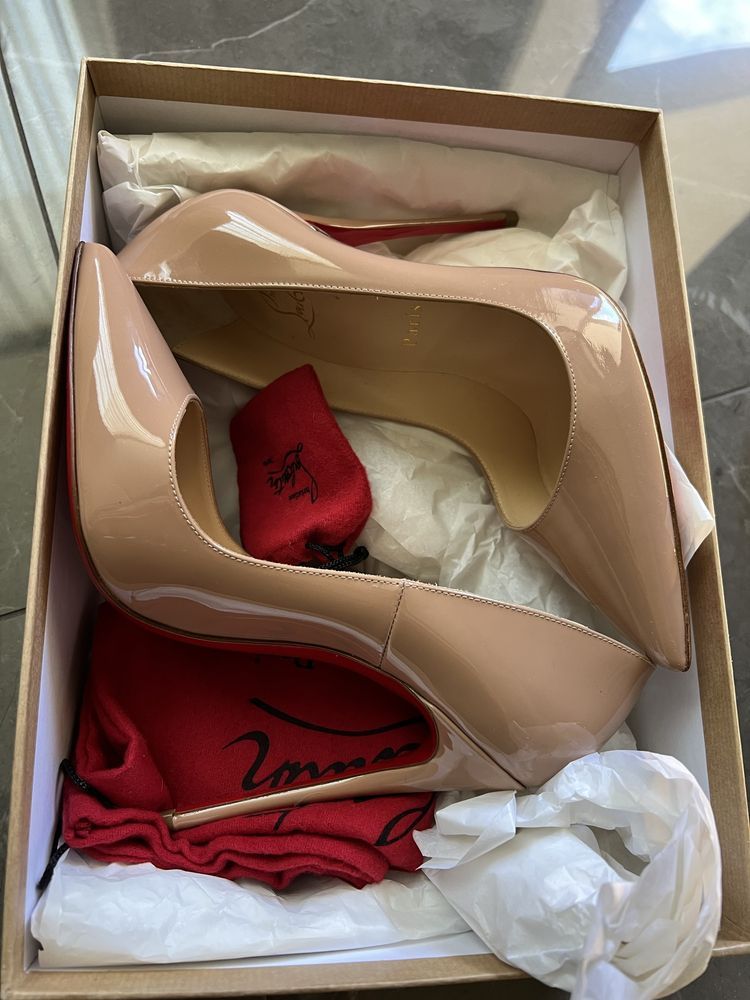 Cristian louboutin So Kate (Оригинал) 37р.