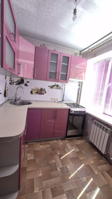 Продаж двокімнатної квартири сел.Зарічне