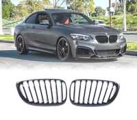 GRELHA FRONTAL PACK M PARA BMW SERIE 2 F22 F23 14-15 PRETO BRILHANTE