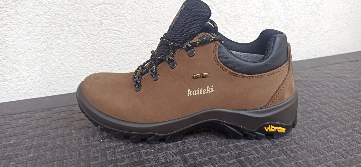 Nowe buty Kaiteki 42 trekkingowe Vibram Nubuk