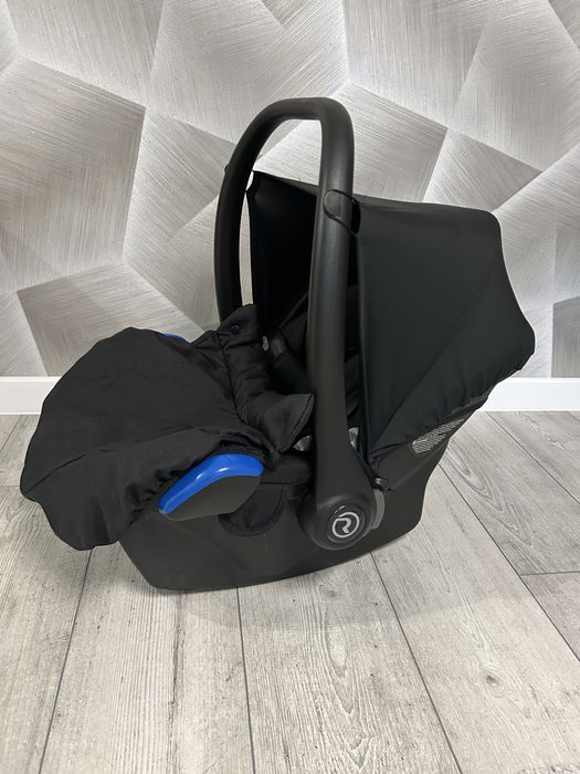 Автолюлька Roan з адаптерами від 0 міс до 15 міс