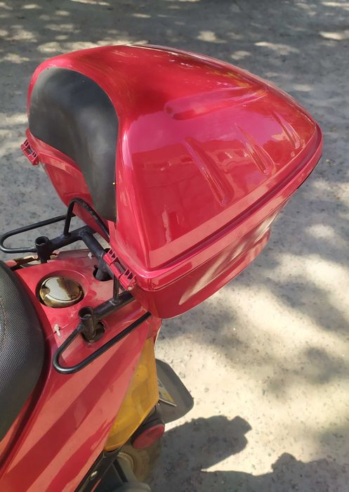 Кофр, багажник для скутера