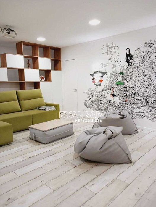 Продам 3 к.кв - 92 м2, Новострой, ул. Молочная, Гагарина, Державинская