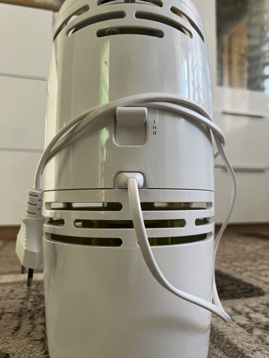 Зволожувач повітря Philips 4706/50 ( без фільтра сам двигун)