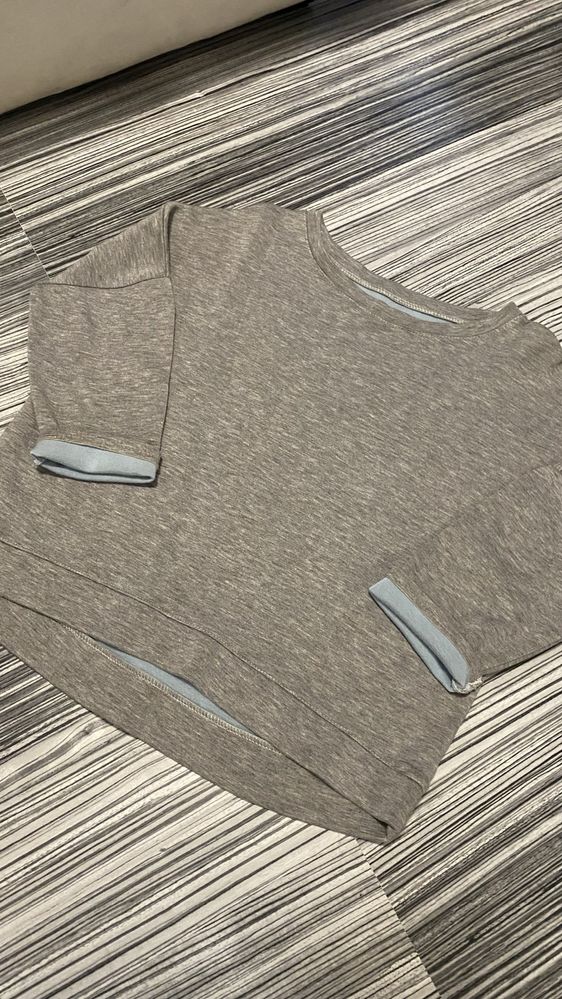 Bluzo sweterek szaro błekitna Oversize