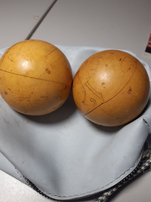 Шар більярдний ,