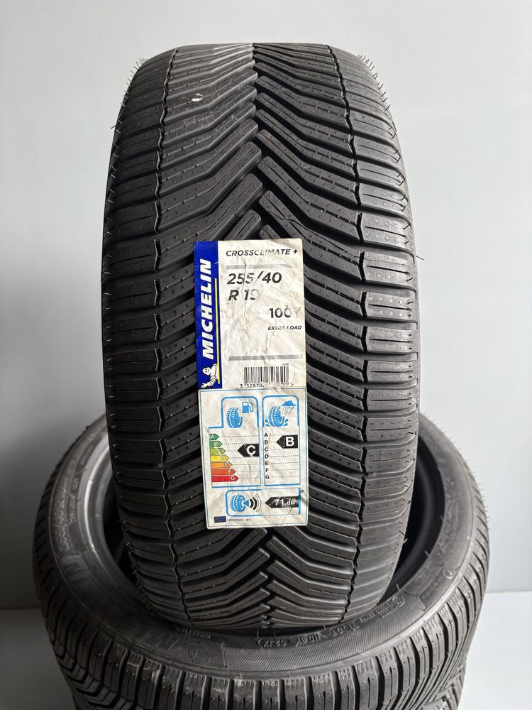255/40 R19 100Y XL шини Michelin CrossClimate + колеса