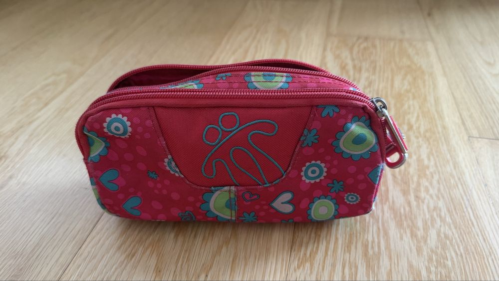 Estojo lapis menina totto