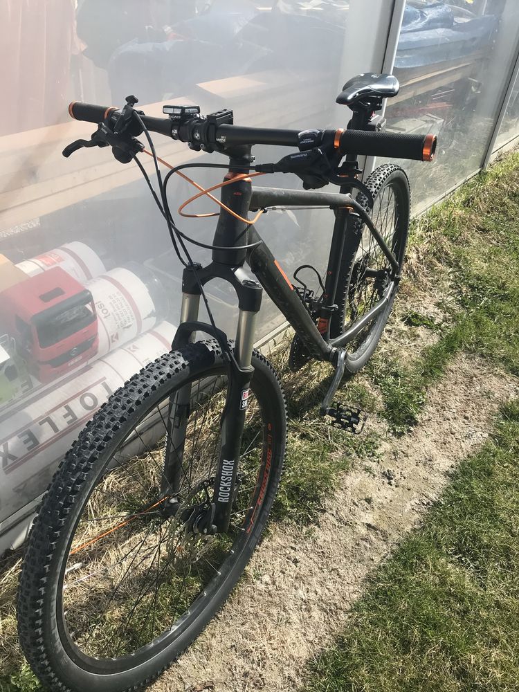 Bicicleta KTM travoes de disco