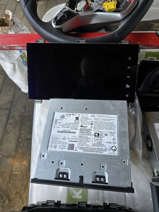 Radio wyswietlacz ekran monitor navi mib mmi szklany dotyk seat ateca