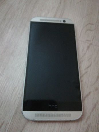 HTC one 8 uszkodzony