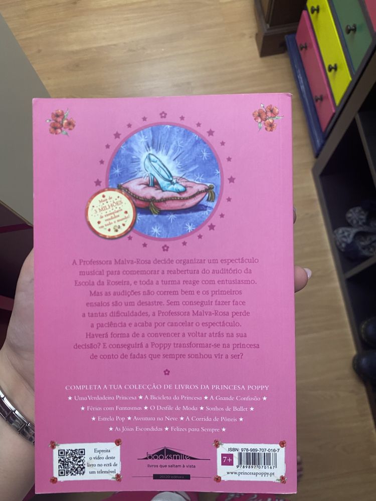 Livro Princesa Poppy