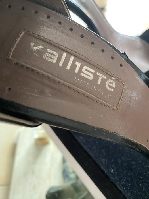 Sandalias de pele lacado preto mais sandalias salto alto tam. 39