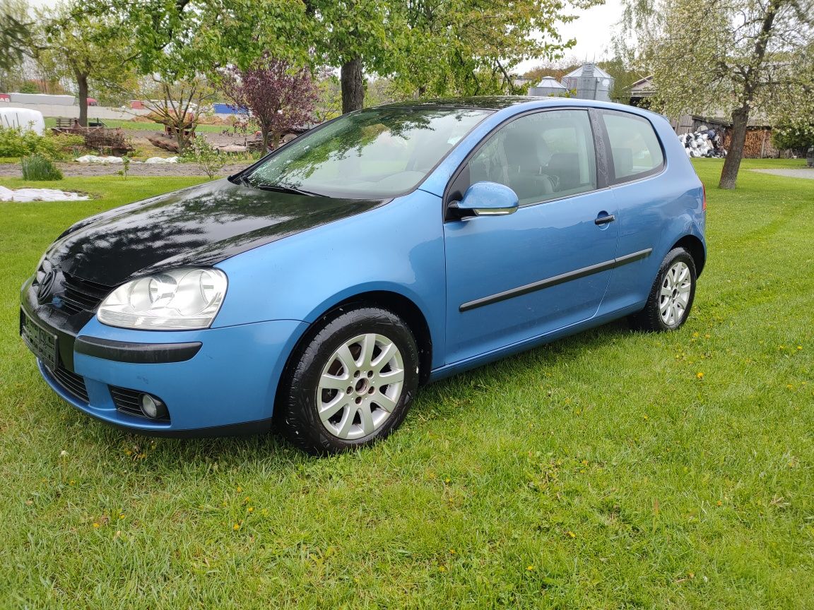 Volkswagen Golf V 5 1.6 benzyna