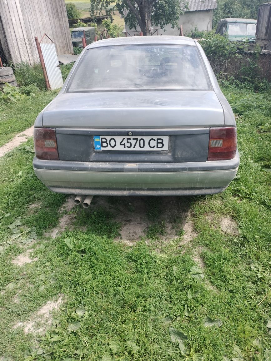 Продаю Опель вектра