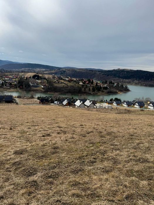 Działka inwestycyjna nad Jeziorem Solińskim, Zawóz. PARKING / WIATA