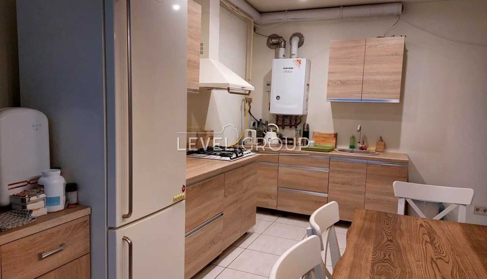 Продаж 2-кімнатна квартира в ЖК «РІВ’ЄРА 2» пишіть відповідаю одразу