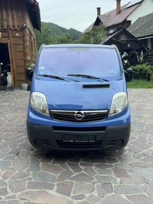 Opel vivaro 2.0 benzyna LPG 9 osobowy 1 właściciel w Polsce