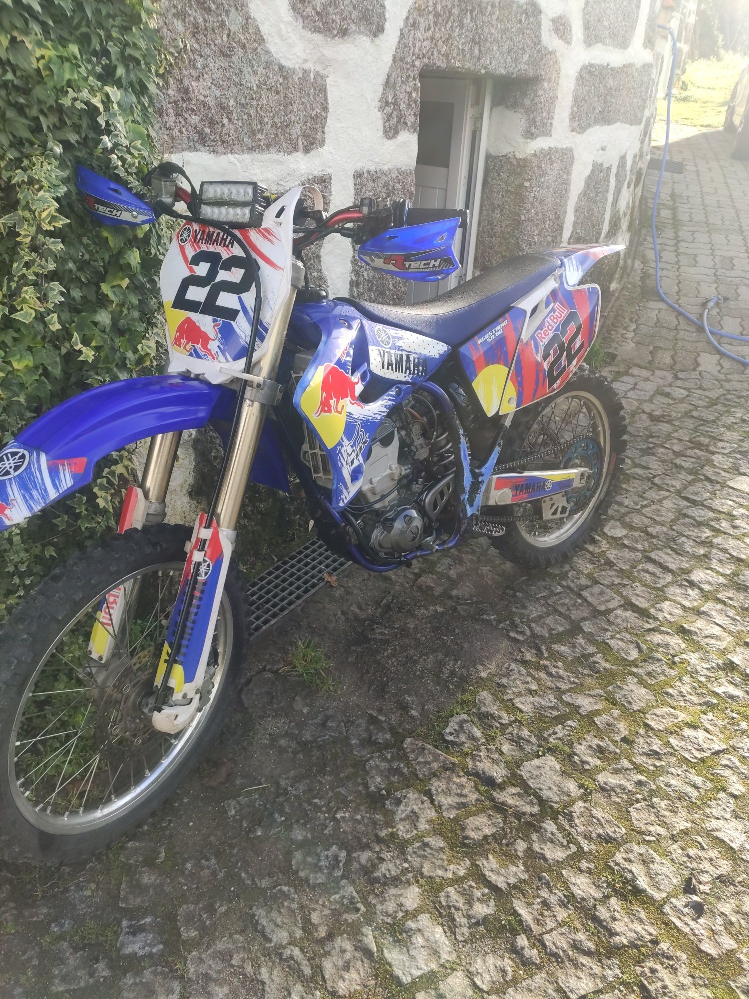 Vendo ou troco YZF250