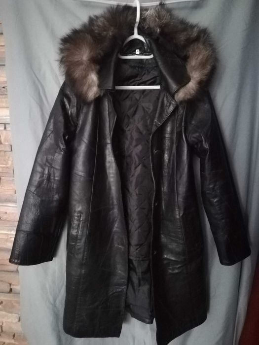 Płaszcz skóra. Zima, jesień, wiosna.  Rozmiar .M/L