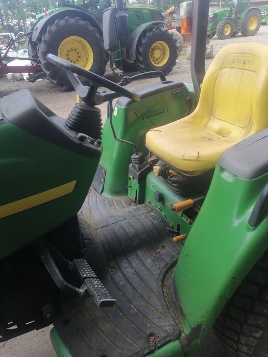 Johndeere 4200, 4x4, rok 2000
