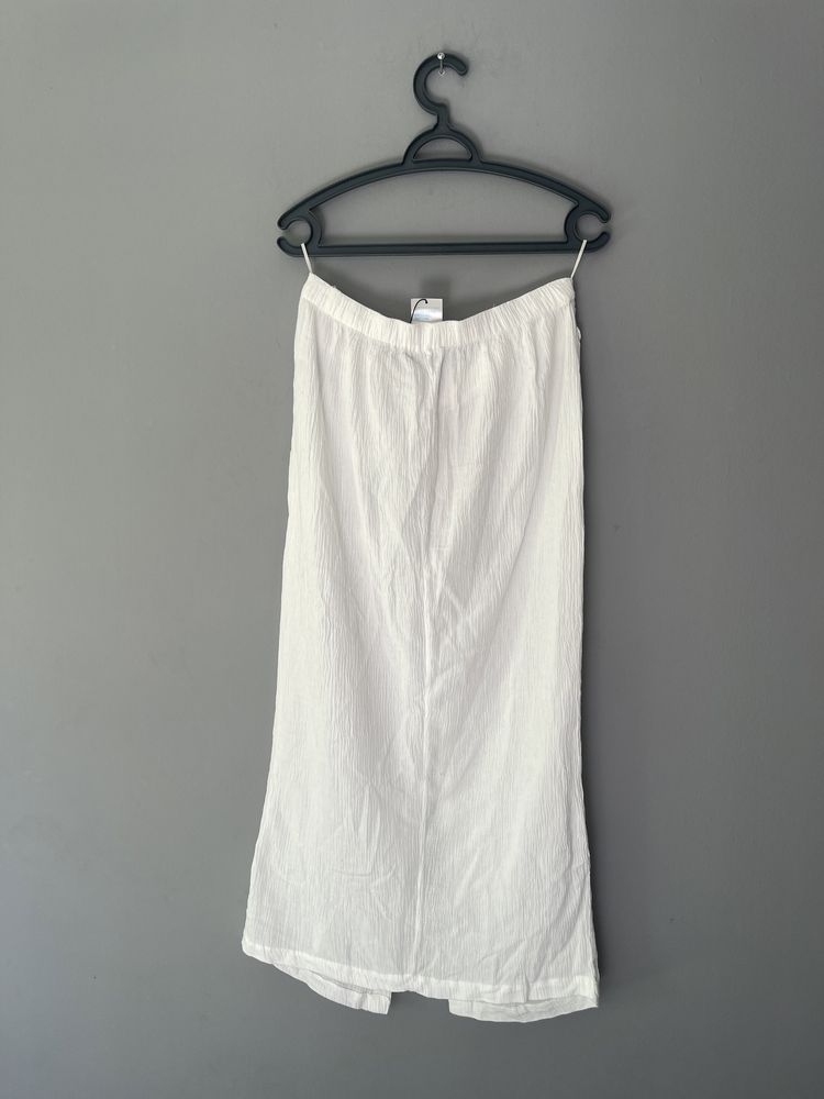Biała spódnica z supełkiem r.XS