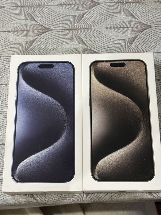 Коробки продукции Apple