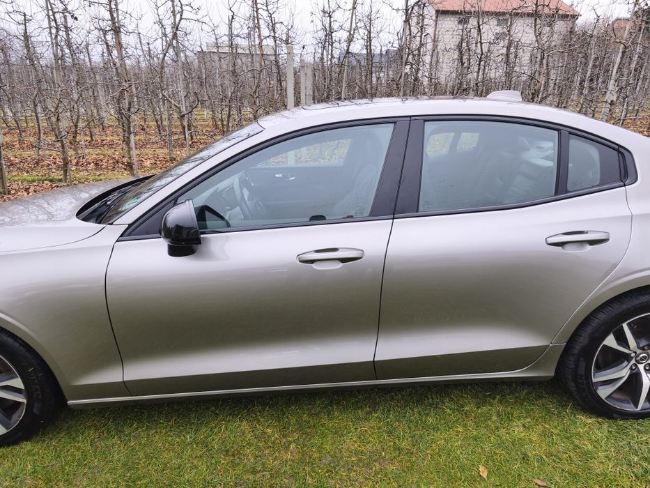 Volvo S60 III Drzwi maska zderzak błotnik lampa kolor 727