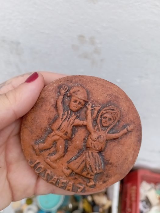 Medalha josefaz antiga barro