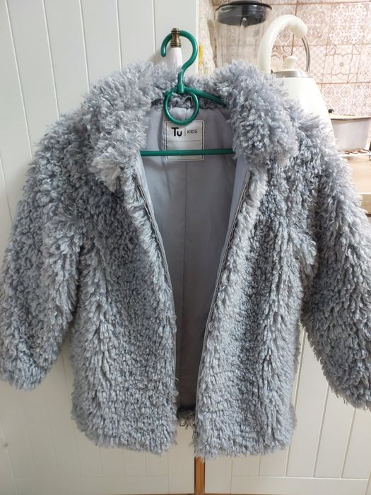 Дитяча шубка на блискавкі
