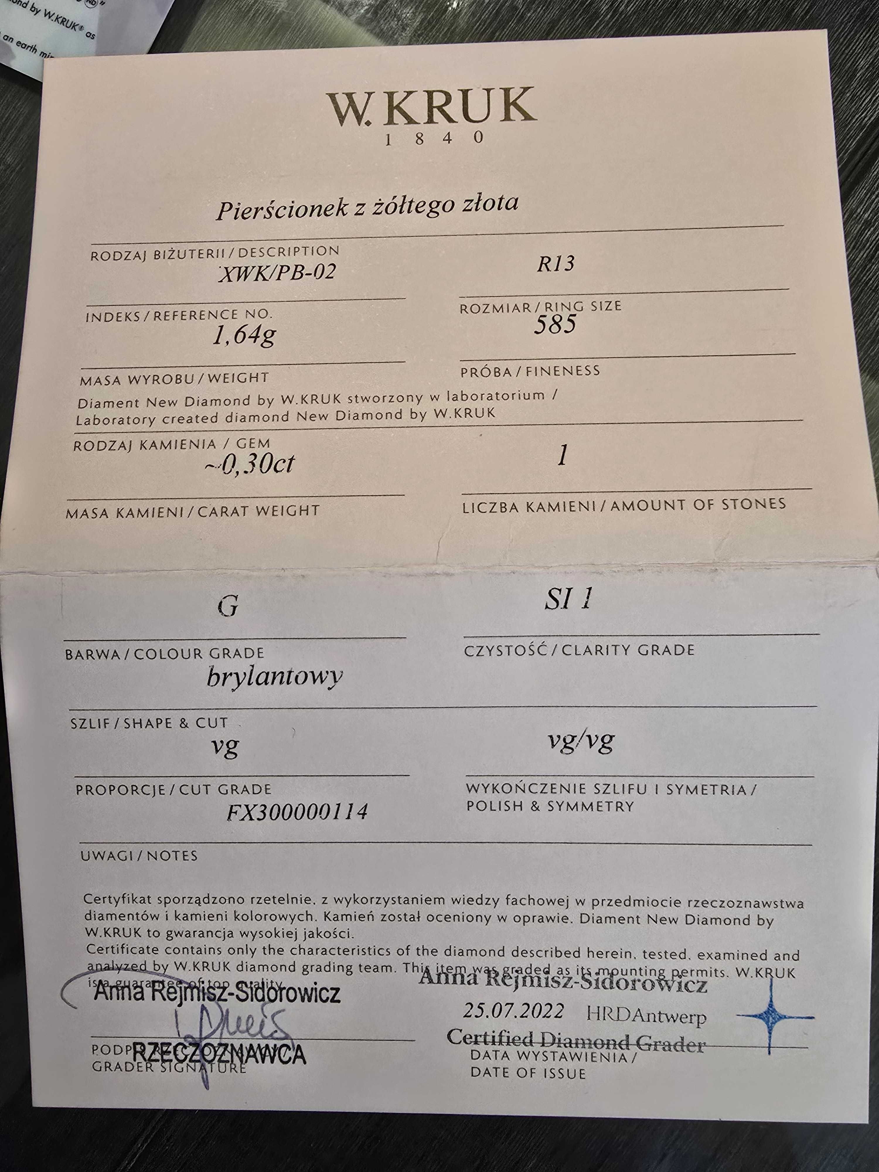 złoty pierścionek zaręczynowy W.KRUK