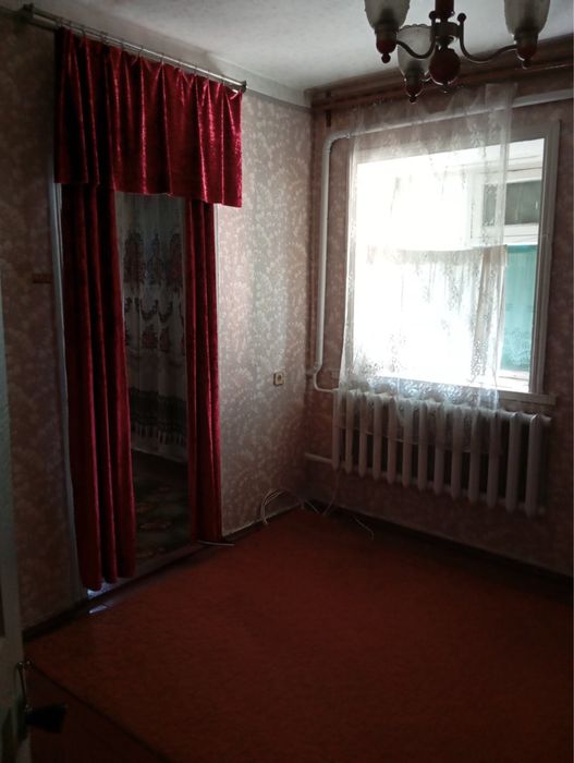 Продаєть дворище