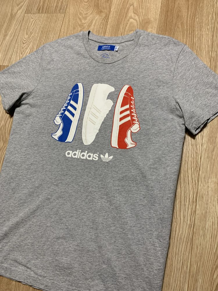 Adidas Shoes Big Logo футболка в ідеальному стані