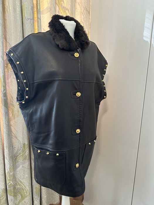 Escada dwustronna kamizela futro naturalne