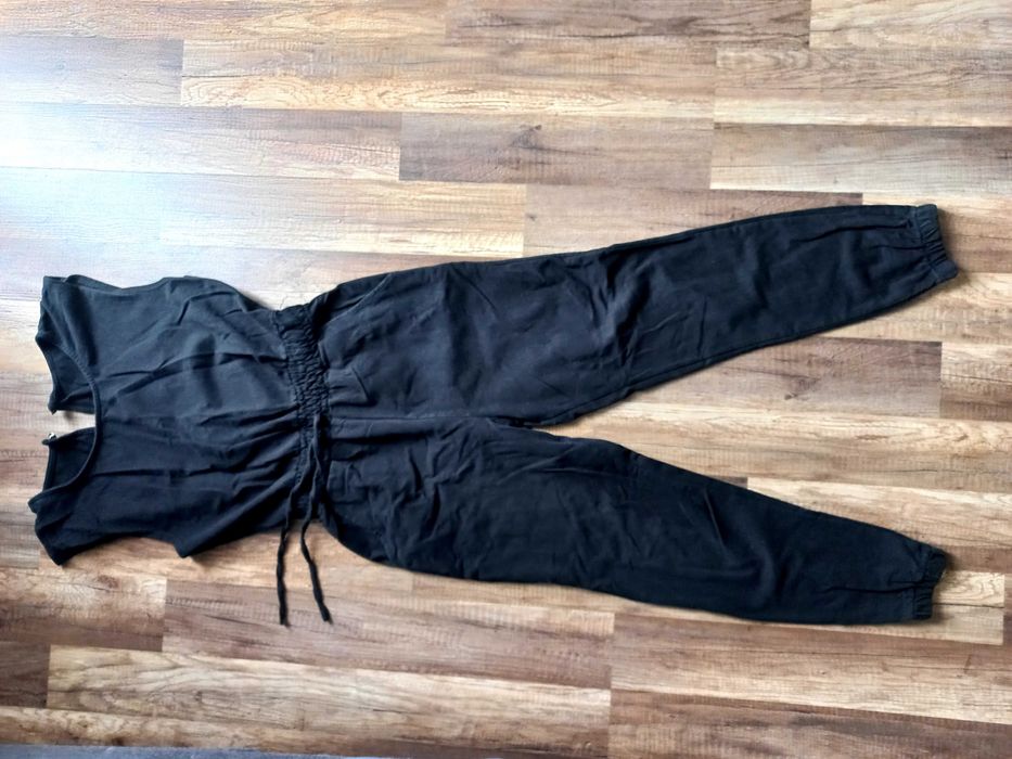 Kombinezon damski na jesień-wiosnę