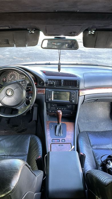 BMW E38 730d 2001