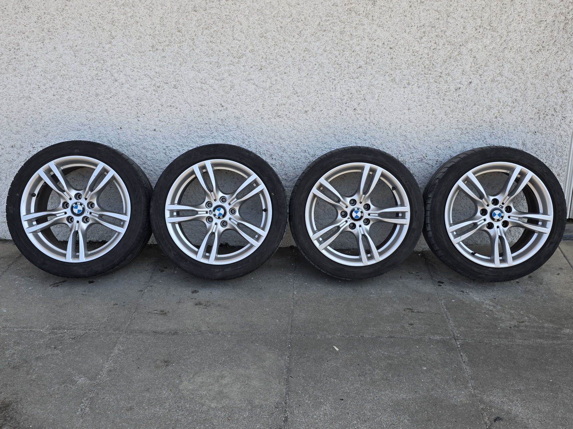 Jantes Originais BMW 18" Pack M 5x120 com Pneus 225.45.18 + 255.40.18