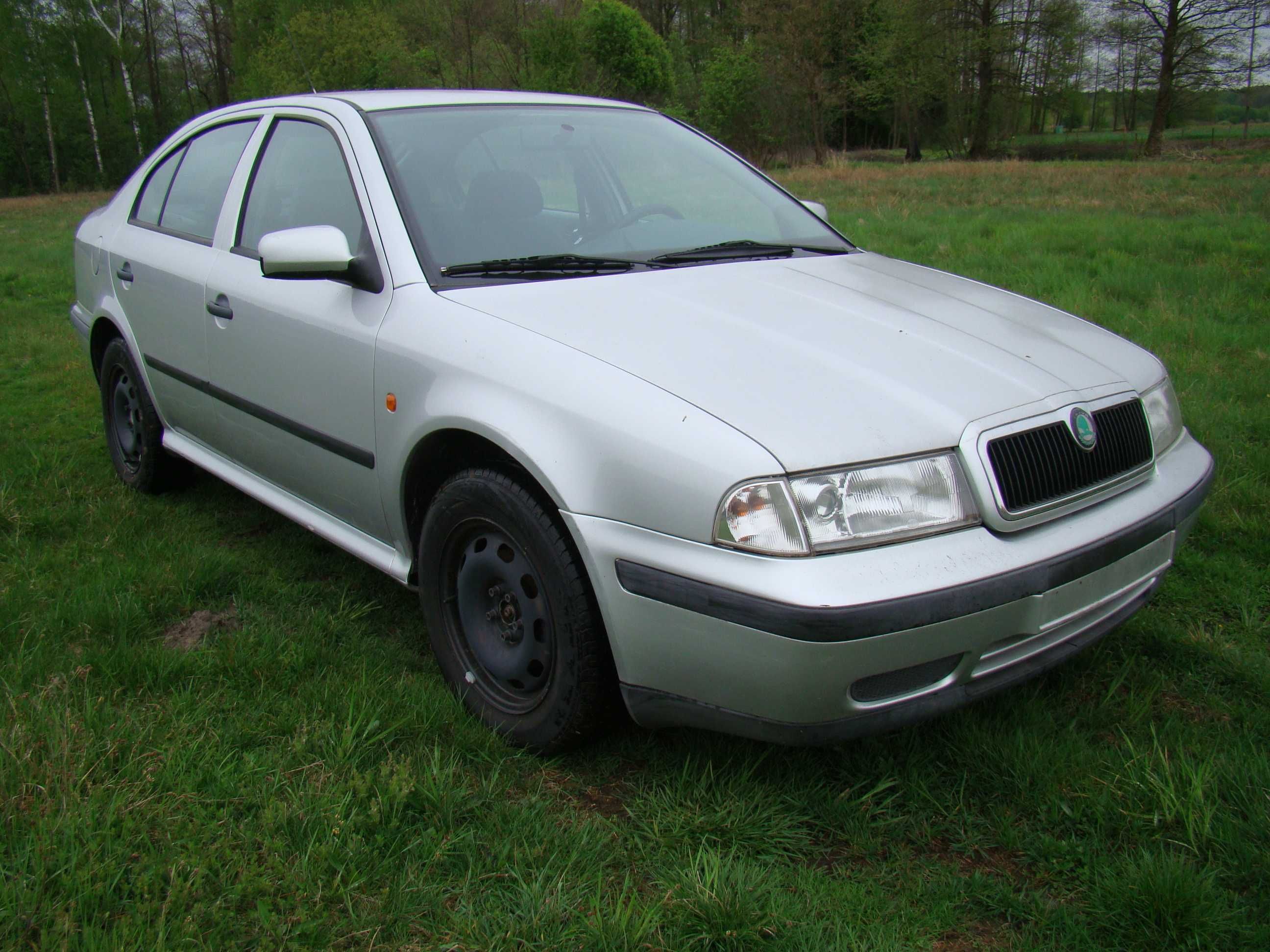 Skoda Octavia 1.6B rok 99 tylko 64tys przebiegu