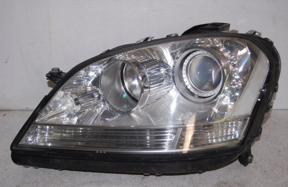 Lampa Mercedes ML D1S Xenon Skretny Lewy W164