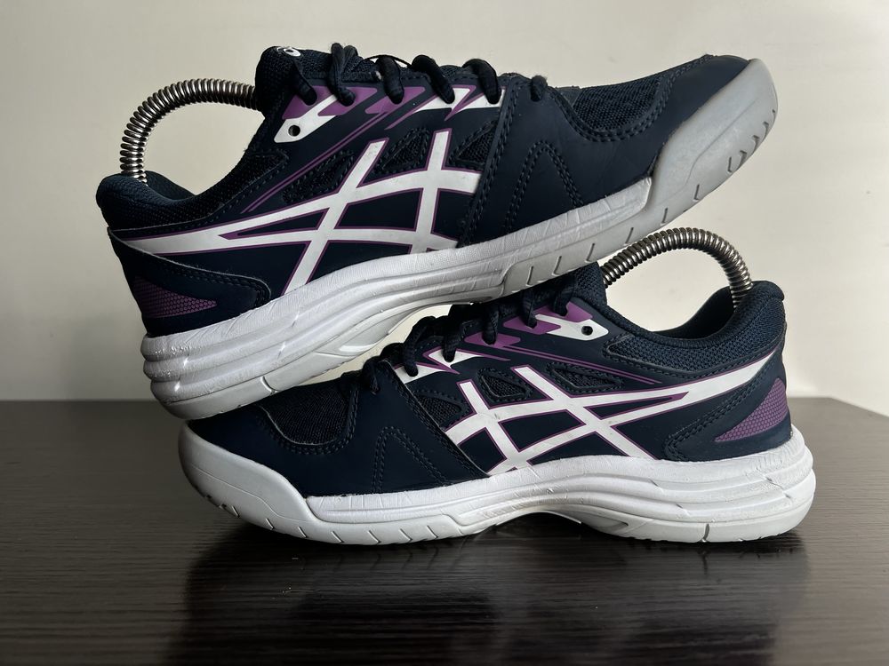 Кросівки ASICS UPCOURT GS 1074A027 Розмір 38 на 24 см
