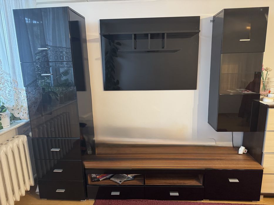 Mebloscianka witryna