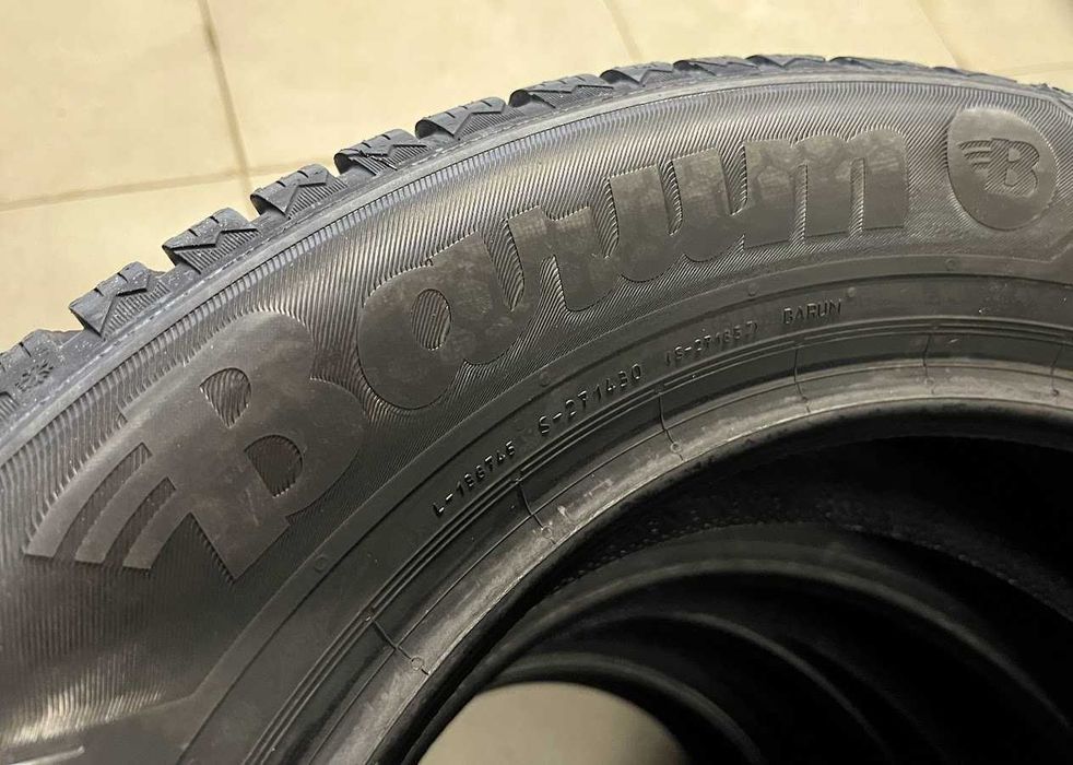 Opony zimowe 205/60R16 Barum Polaris 6 nowe 2025r