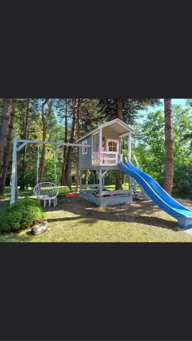 Domek ,plac zabaw
