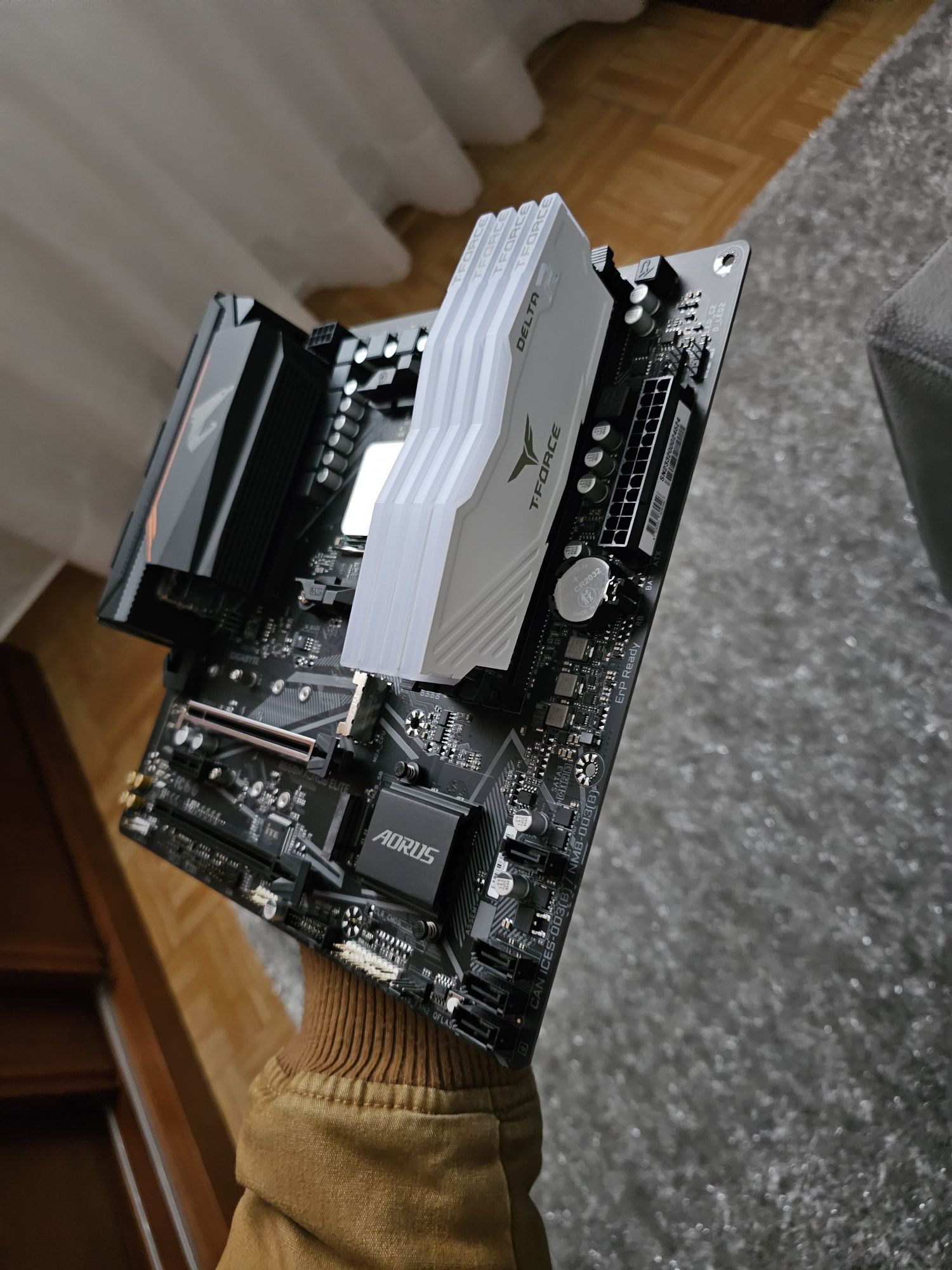 Vendo ou troco por ps5 mais acertorx7800xt mais ryzen 52600